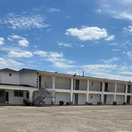 Dilley Executive Inn Luaran gambar